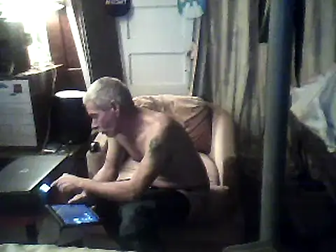 Biknight online show from January 17, 2025, 11:18 pm