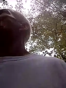 Biknight online show from September 25, 2025, 5:38 pm