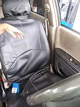 Biknight online show from October 5, 2025, 6:28 pm