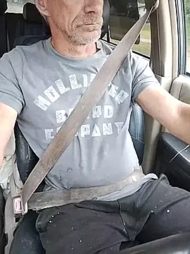 Biknight online show from April 19, 2026, 1:10 pm