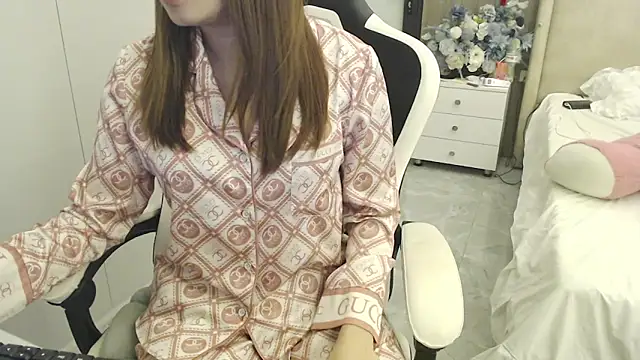 Hanako love online show from February 13, 2025, 3:03 pm