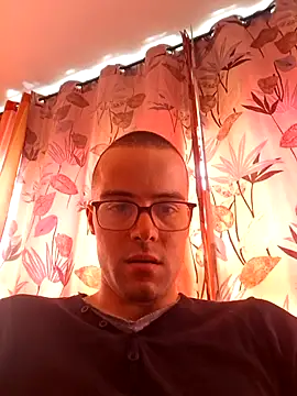 Hakim14460 online show from June 12, 2026, 1:43 pm