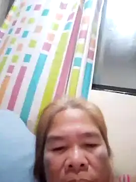 sexylizzy4u online show from February 15, 2025, 3:50 pm