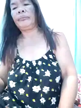 sexylizzy4u online show from March 8, 2025, 6:05 pm