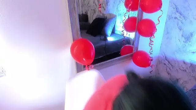 BrianaGarner online show from February 15, 2025, 7:50 pm