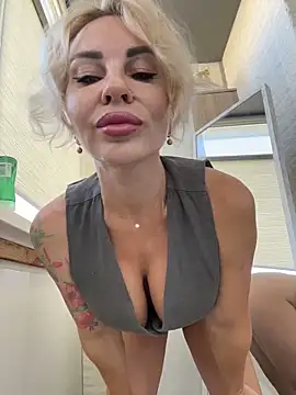 Hotnessi online show from September 27, 2025, 11:04 am