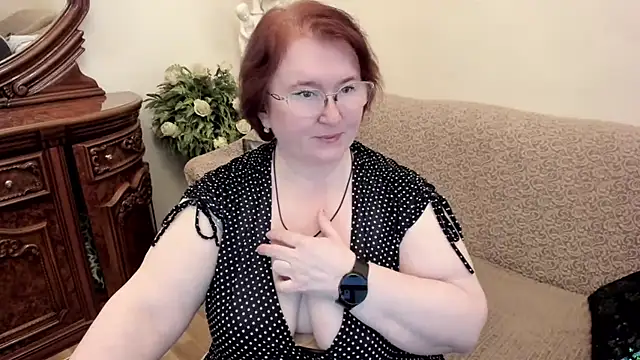 leiamillersonn online show from September 26, 2025, 5:55 am