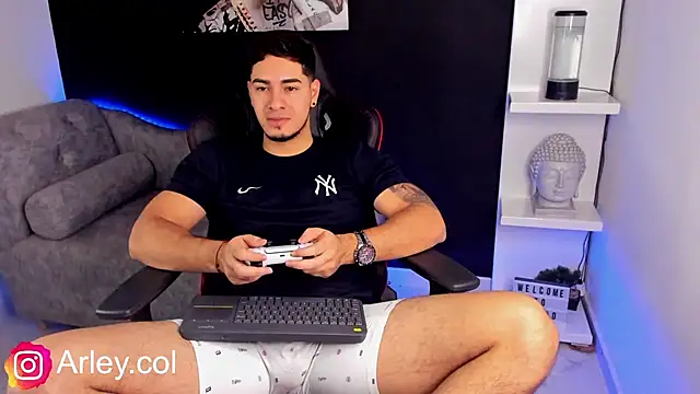 Dimitri Colleman online show from December 13, 2024, 8:09 am