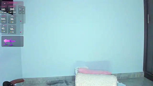 Sofi Smiley online show from February 12, 2026, 7:36 am