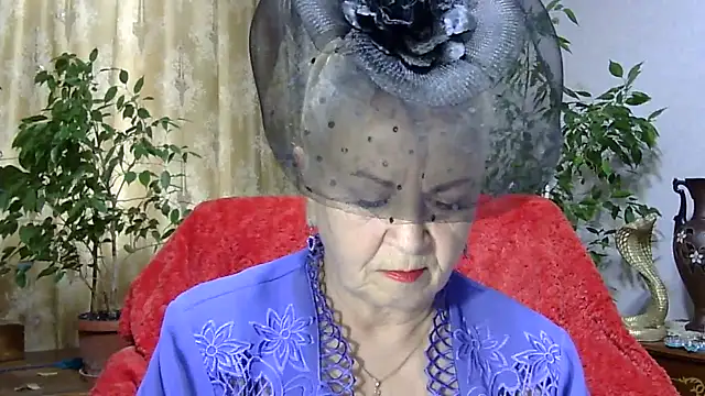 Emma52610 online show from March 4, 2025, 6:47 am