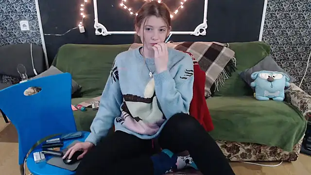 Snapshot of Gr4_soul_ chatting on December 15, 2025, 10:52 am Gr4 soul online show from December 15, 2025, 10:52 am