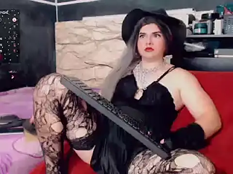 camyl93 online show from February 4, 2025, 2:28 am