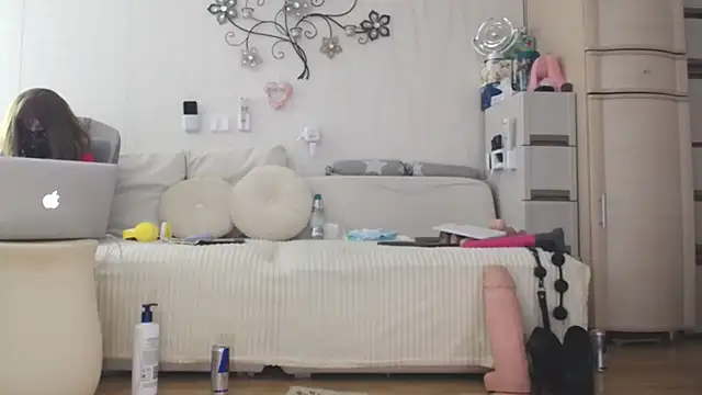 Prjskoviy online show from April 19, 2026, 7:51 am