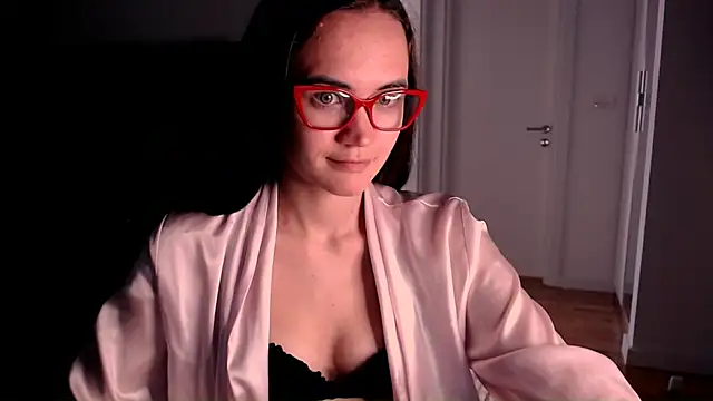 Snapshot of EvelynGG chatting on May 25, 2026, 1:50 pm EvelynGG online show from May 25, 2026, 1:50 pm