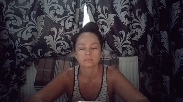 LindaStarS online show from September 10, 2025, 4:34 am