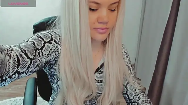 AllAboutLoveXx online show from February 1, 2025, 7:26 am