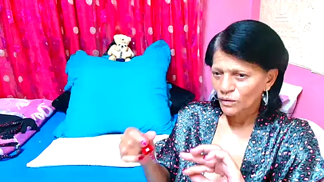 SLUTTYROXY online show from February 10, 2025, 6:53 am