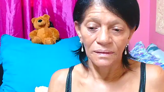 SLUTTYROXY online show from March 23, 2025, 6:05 am