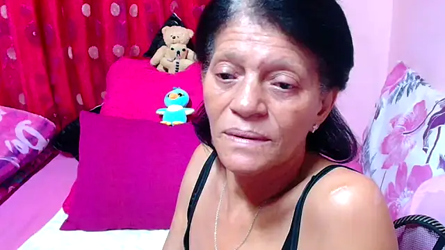 SLUTTYROXY online show from October 12, 2025, 5:39 am