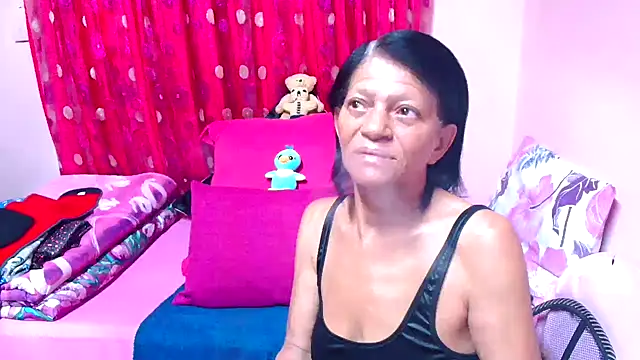 SLUTTYROXY online show from November 26, 2025, 4:02 am