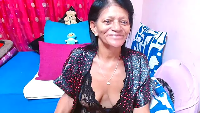 SLUTTYROXY online show from April 7, 2026, 9:10 am