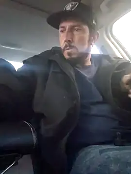 UncutHammer69 online show from December 13, 2024, 4:16 pm