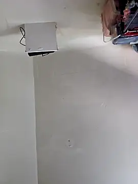 UncutHammer69 online show from November 4, 2025, 5:34 pm