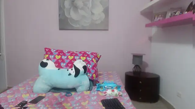 CindyCrawford online show from March 14, 2025, 3:26 am