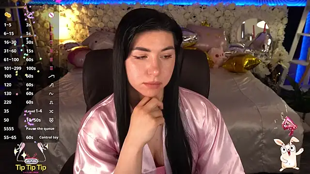 EmilyCandyy online show from April 21, 2026, 6:09 am