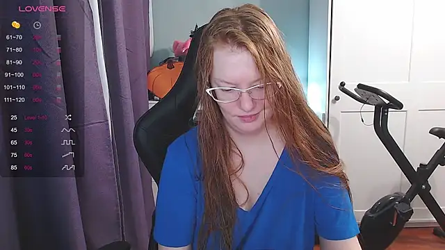 Lady Inari online show from October 25, 2025, 7:41 pm