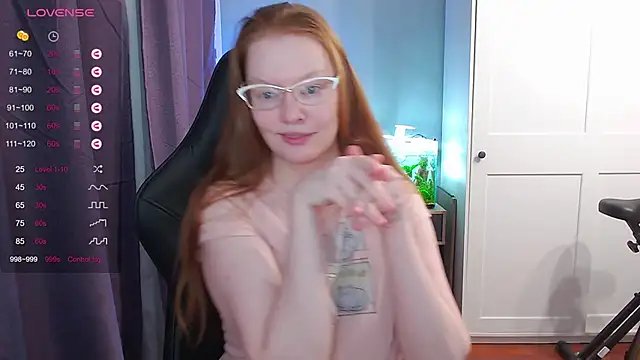 Lady Inari online show from January 18, 2026, 3:16 pm