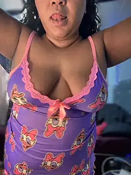 yanza2002 online show from December 22, 2024, 10:04 pm