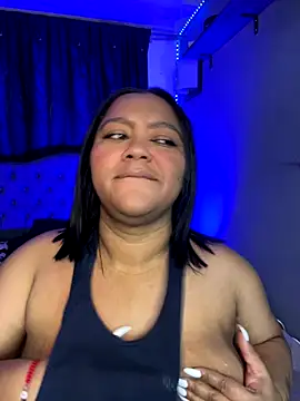 yanza2002 online show from November 6, 2025, 11:15 pm