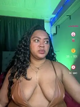 yanza2002 online show from April 29, 2026, 11:22 pm