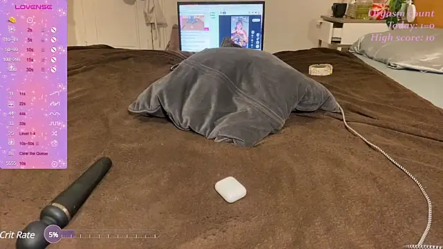 victoria97 online show from January 9, 2025, 10:20 pm