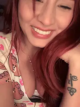 LINDA PATTY94 online show from February 7, 2025, 12:09 am