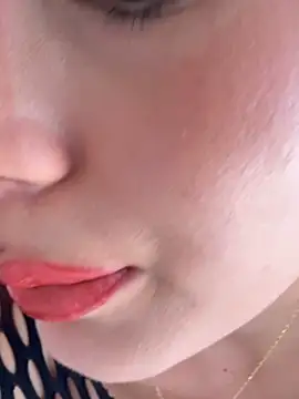 LINDA PATTY94 online show from September 26, 2025, 3:16 pm