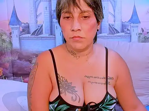 indianroxy online show from September 14, 2025, 9:25 pm