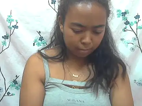 milkboobsgirl online show from February 28, 2025, 7:48 am