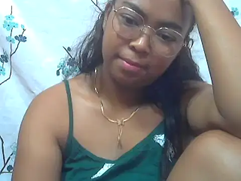 milkboobsgirl online show from March 12, 2025, 7:57 am