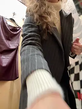 MariiD online show from December 14, 2025, 9:14 am