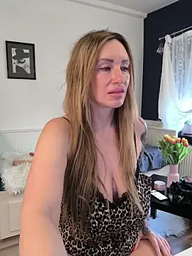 missjenn x online show from March 11, 2026, 6:19 am