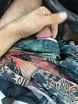 mikeylong online show from December 31, 2024, 4:25 pm