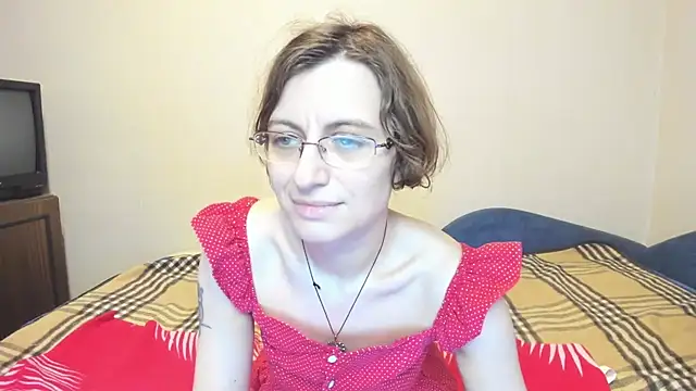 MarilynDream online show from March 4, 2025, 8:05 pm