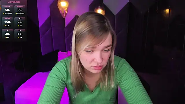 BellaDreamy online show from March 11, 2025, 8:20 am