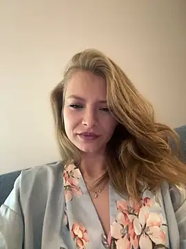 AnastasiaAniess online show from February 21, 2025, 8:49 pm