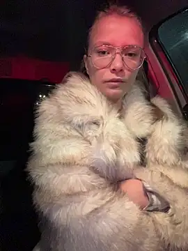 AnastasiaAniess online show from January 11, 2026, 9:20 pm