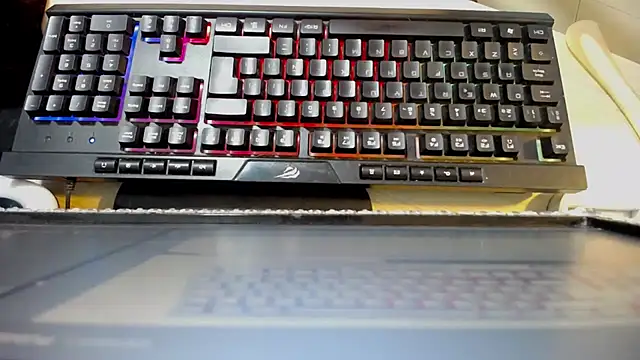 charlottesexxx online show from October 1, 2025, 9:32 pm