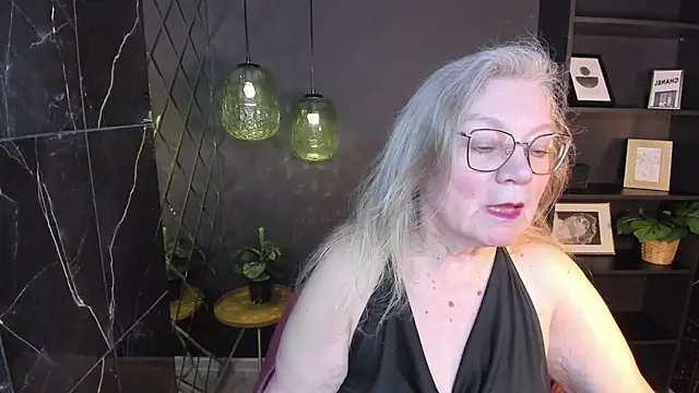 NataliMellow online show from March 13, 2026, 4:46 pm