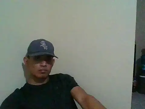 Snapshot of anonymo8976 chatting on May 27, 2026, 10:12 am anonymo8976 online show from May 27, 2026, 10:12 am
